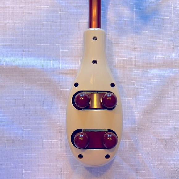 AcuVibe Pro Model Vibrating Massager Curved 2 - Picture 4 of 9